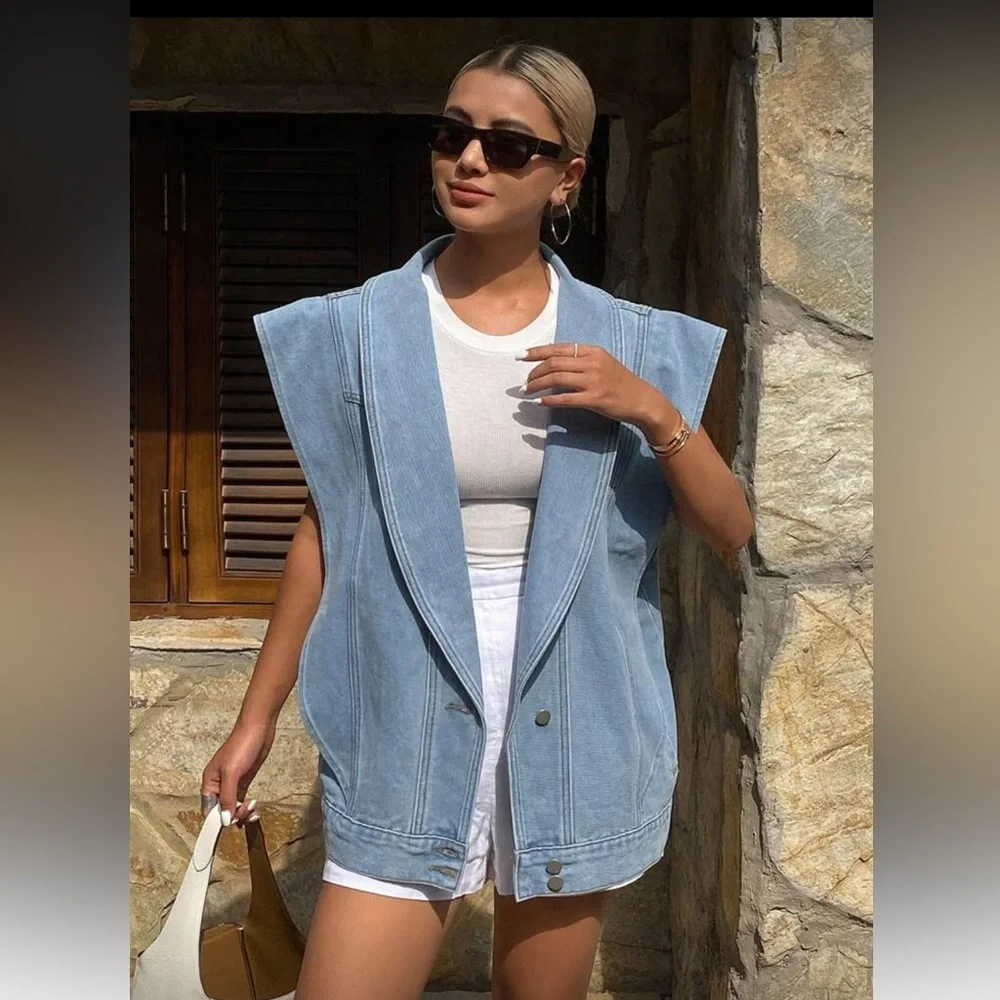 Sleeveless Light Blue Denim Vest Jacket - Picture 5 of 6